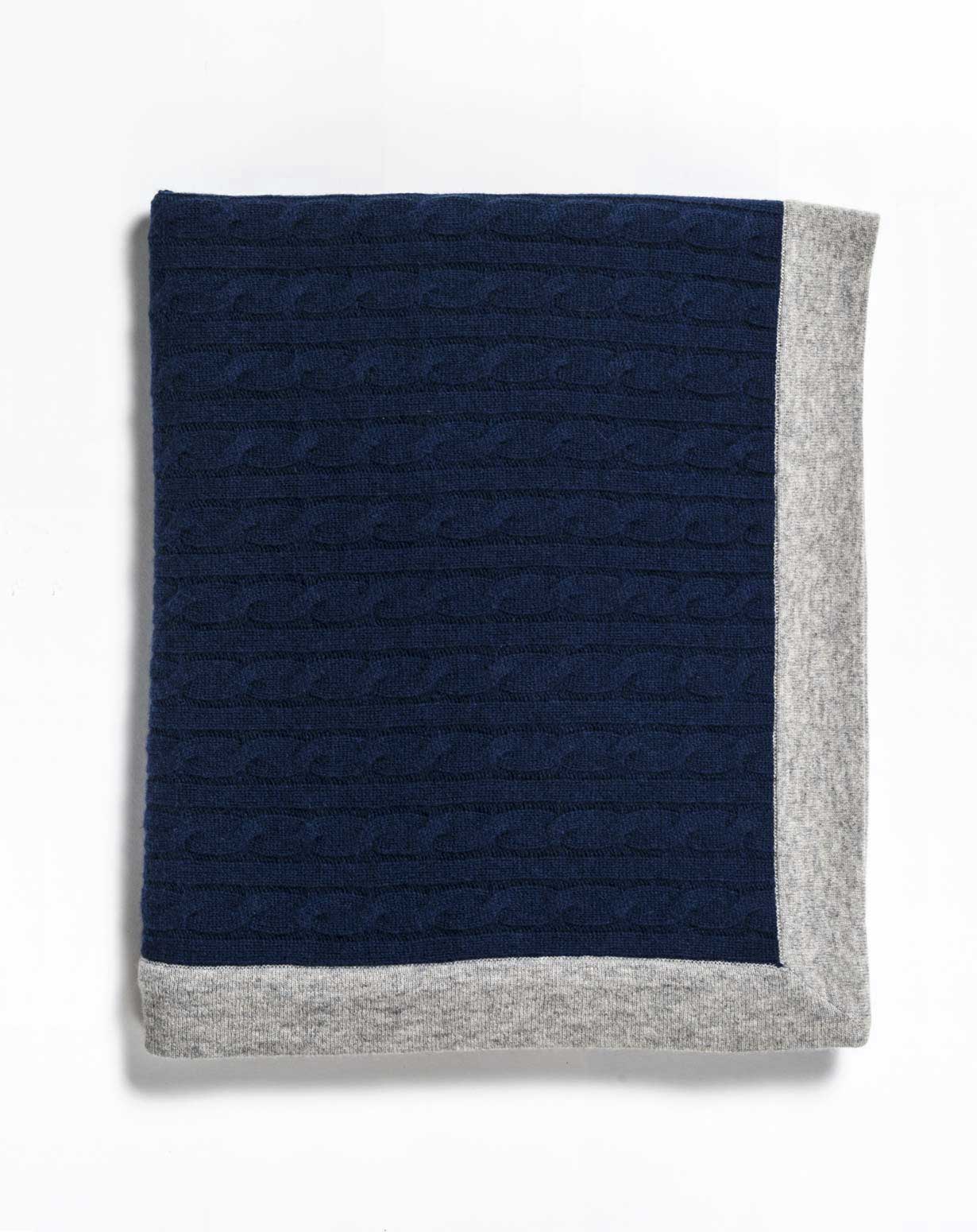 Cable Knit Cashmere Throw Blanket MaisonCashmere