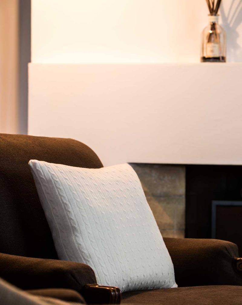 Cable Knit Cashmere Throw Pillow MaisonCashmere